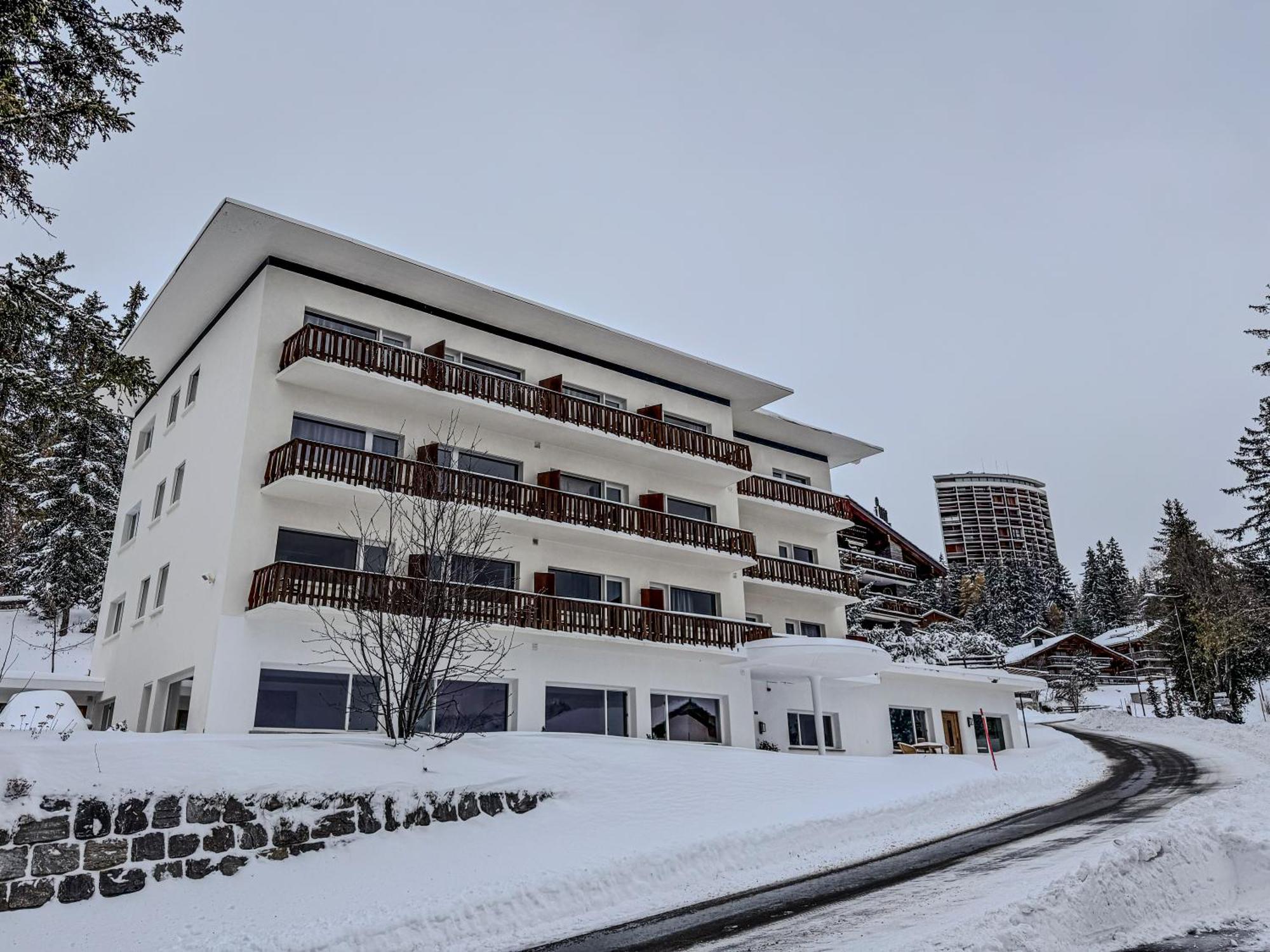 Crans Montana Suites Экстерьер фото