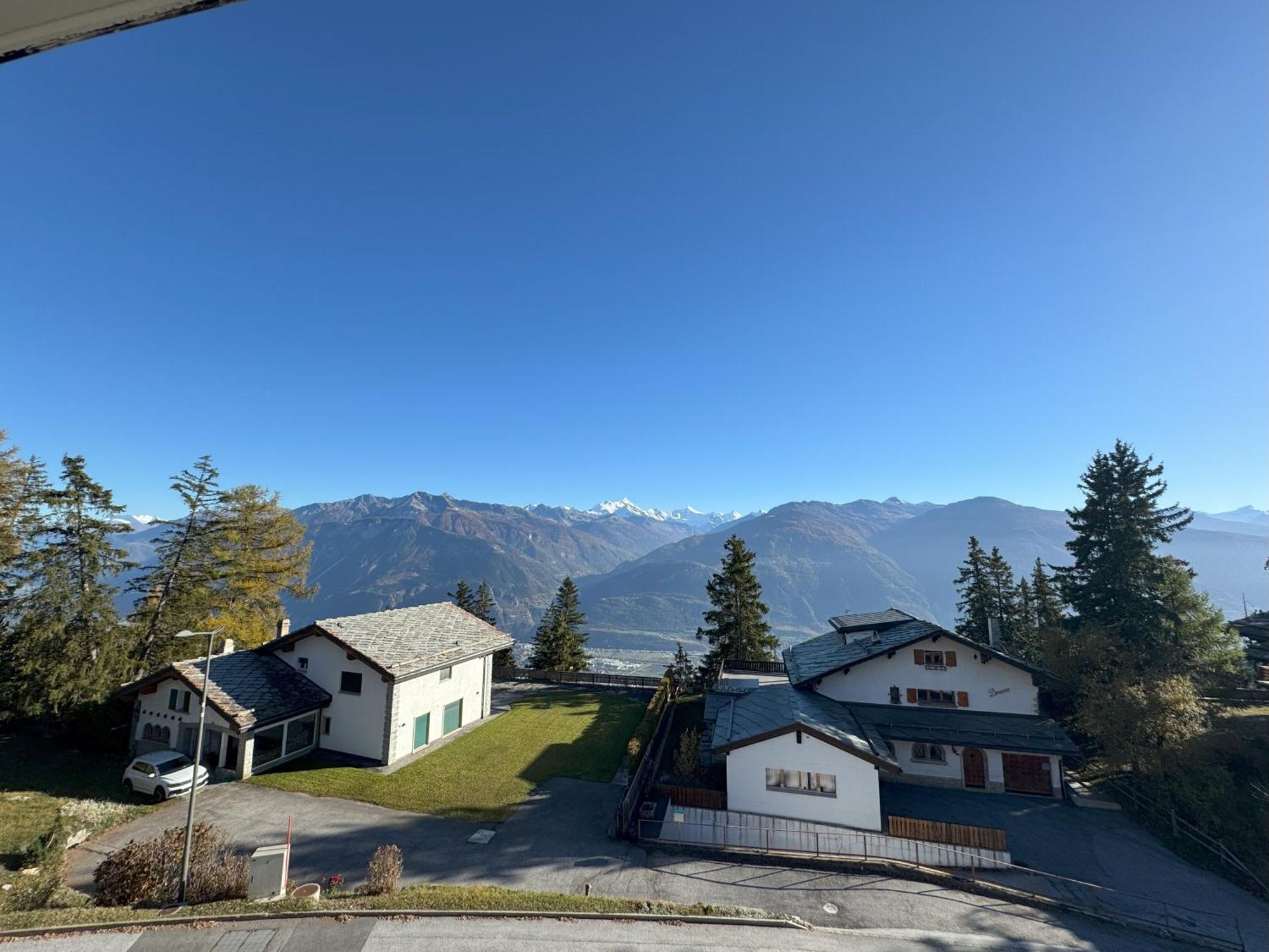 Crans Montana Suites Экстерьер фото